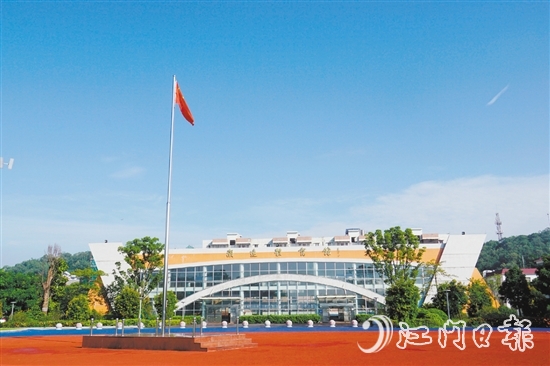 江門市實驗中學(xué)（高中部）環(huán)境優(yōu)美。