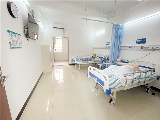 江門市結(jié)核病防治所著力改善院區(qū)環(huán)境，為患者提供優(yōu)質(zhì)服務(wù)。