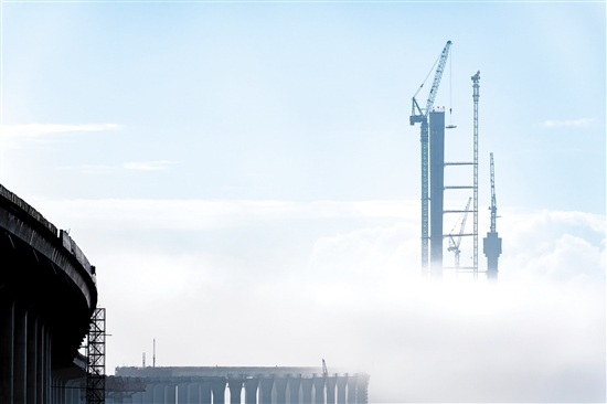 “騰云駕霧”的主塔。