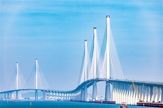 5座主塔猶如“定海神針”。