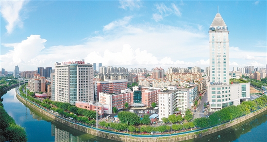 蓬江分院打造社區(qū)居民家門口的醫(yī)學高地。