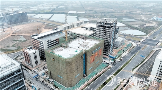 江海區(qū)項目動工現(xiàn)場。李萬兵