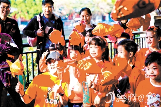 春節(jié)假期，江海全域聯(lián)動(dòng)、提前謀劃50項(xiàng)系列活動(dòng)，營造了喜氣洋洋、熱鬧祥和的春節(jié)氛圍。