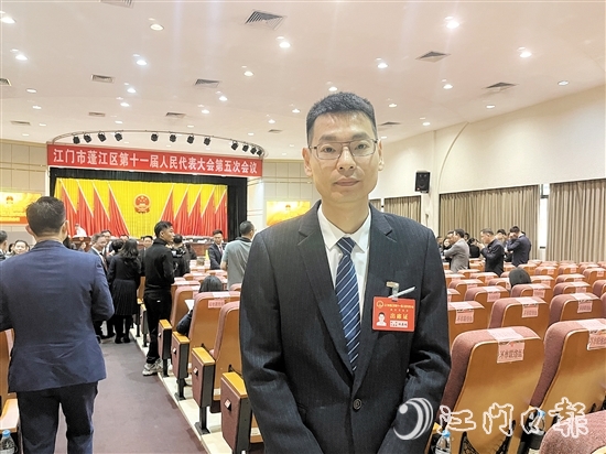 蓬江區(qū)人大代表、江門市理想家社會(huì)工作綜合服務(wù)中心法人兼總干事林嘉超