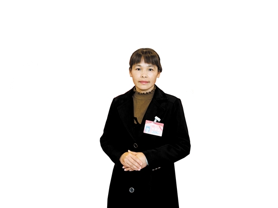 開平市人大代表，蒼城鎮(zhèn)大羅村黨總支書記、村委會主任林幼瓊