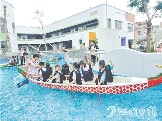 江海區(qū)各級黨群服務(wù)中心常態(tài)化開展龍舟體驗(yàn)活動。