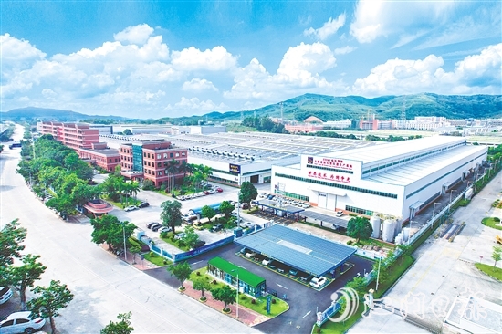 海鴻電氣以匠心堅(jiān)守，書寫中國節(jié)能變壓器領(lǐng)域的創(chuàng)新傳奇。