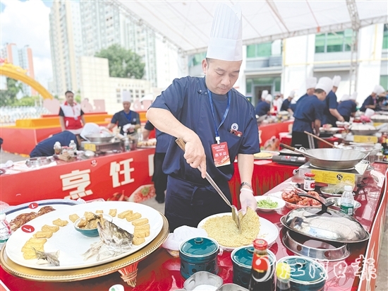 賽事邀請(qǐng)來自香港、澳門、順德、臺(tái)山的12支隊(duì)伍參加，四地廚師共同開啟一場(chǎng)美味與匠心的盛宴。