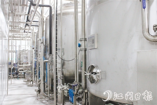 廣東恩州山泉水有限公司是首家入駐江門水都產(chǎn)業(yè)園的水企。