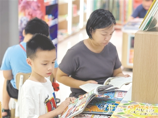 臺(tái)山市精心策劃“書(shū)香臺(tái)山”系列品牌活動(dòng)，在全社會(huì)營(yíng)造濃厚閱讀氛圍。