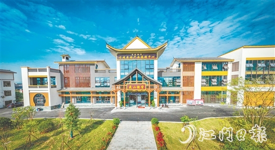 新會、寧明建好農(nóng)特產(chǎn)品展銷中心，拓寬群眾增收渠道。