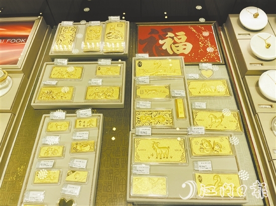 近期多家金飾品牌價(jià)格以上漲為主，部分品牌漲至年內(nèi)最高。