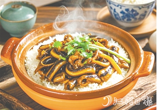 用臺山大米制作的煲仔飯別有一番風味。