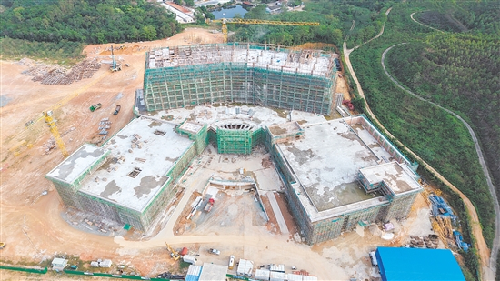 總投資16億元的騰奕溫泉頤養(yǎng)城已具雛形。