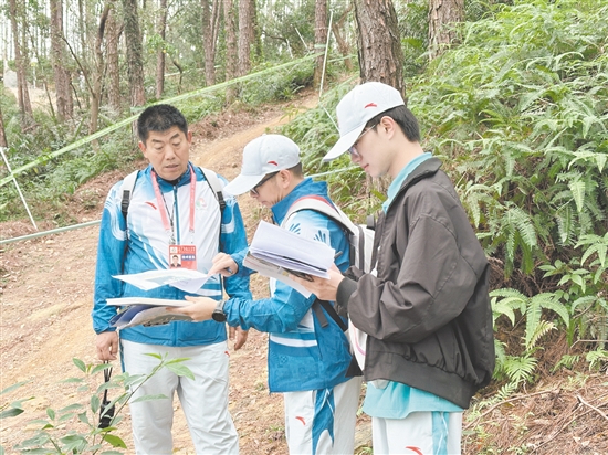 在十五運(yùn)會(huì)自行車（山地）項(xiàng)目中，志愿者熱情、專業(yè)的服務(wù)贏得了各方好評。