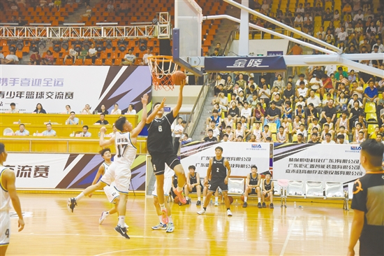 恩平籃協(xié)積極主辦、承辦和協(xié)辦各類籃球賽事，展示了恩平良好的籃球氛圍和辦賽能力。