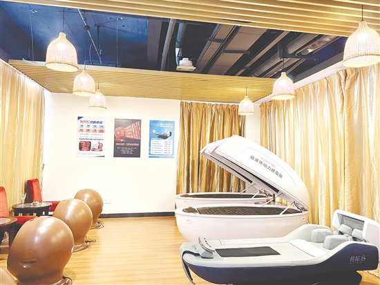 恩平溫泉景區(qū)積極引入康養(yǎng)設(shè)備，豐富游玩體驗(yàn)。