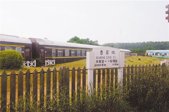 鶴山香草地景區(qū)已經(jīng)建成10多個(gè)主題園區(qū)。