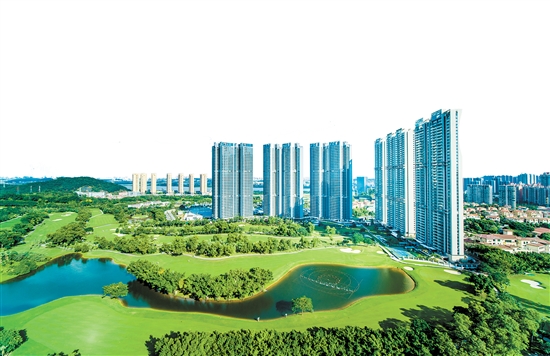 越來越宜居的江門吸引了許多僑胞回鄉(xiāng)置業(yè)。