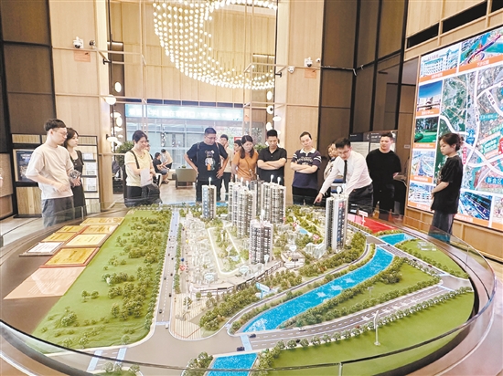 部分樓盤人氣旺。