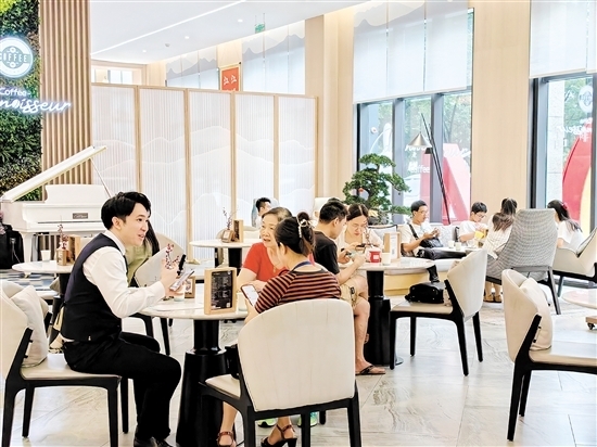 本地房企希望借深中通道開(kāi)通的機(jī)會(huì)，爭(zhēng)取更多的客戶。