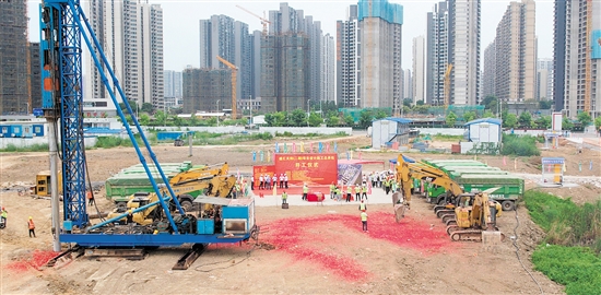 盛匯天際二期動(dòng)工現(xiàn)場(chǎng)。