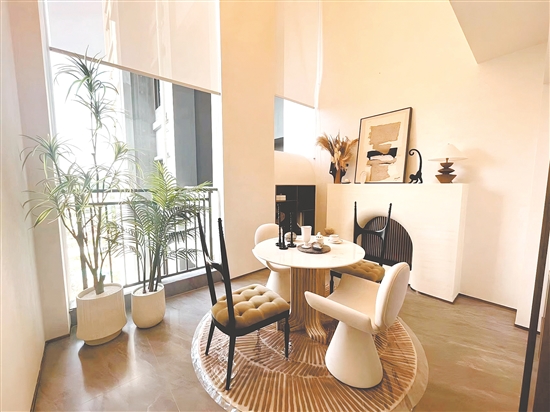 參評企業(yè)選出優(yōu)質(zhì)戶型進(jìn)行角逐。