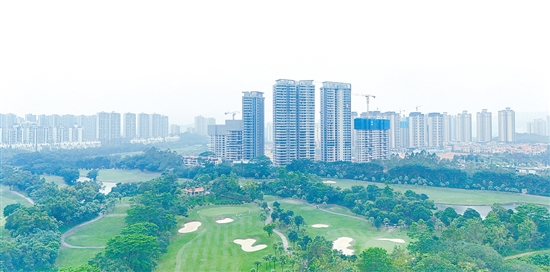 在動(dòng)工的存量住宅用地中，有多個(gè)已在銷(xiāo)售中的熱點(diǎn)樓盤(pán)。