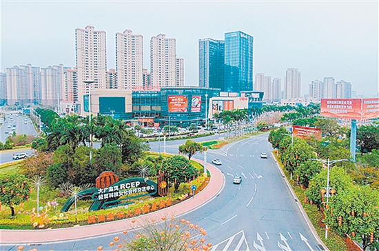 業(yè)內(nèi)期待“限傭令”推動(dòng)臺(tái)山樓市走向高質(zhì)量發(fā)展軌道。資料圖片