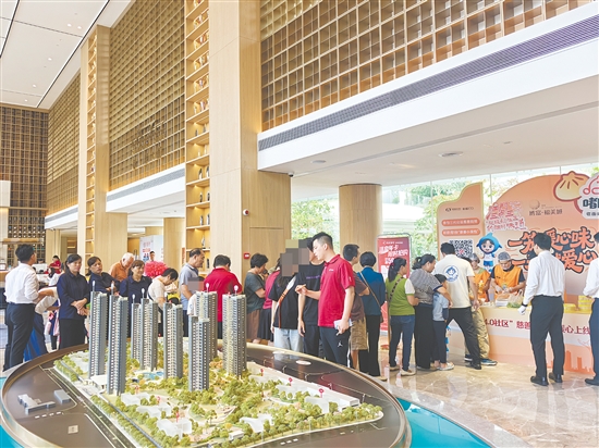 隨著促銷政策與活動的疊加，近期我市不少樓盤人氣不俗。