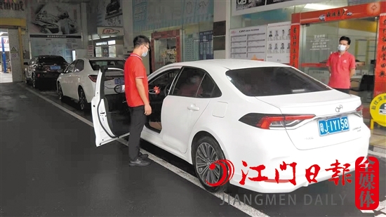 消費(fèi)者到4S店“體檢”愛車時(shí)最好提前預(yù)約。