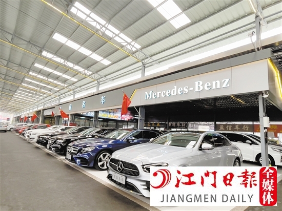 政策出臺(tái)后，不少二手豪車應(yīng)聲降價(jià)。