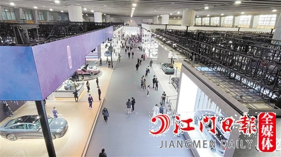 廣州車展吸引眾多汽車品牌亮相。