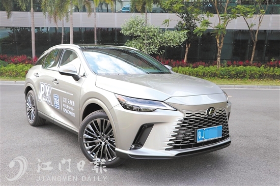 全新RX是第5代車型。