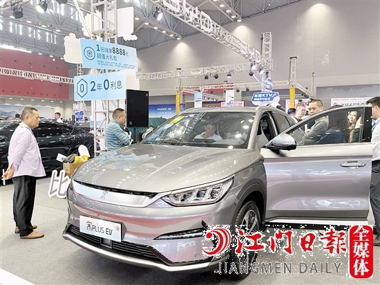 各品牌汽車將閃亮登場。