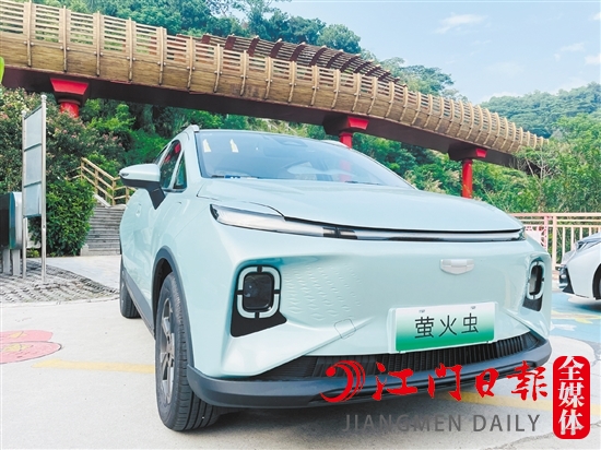 幾何E螢火蟲外觀簡潔炫酷。