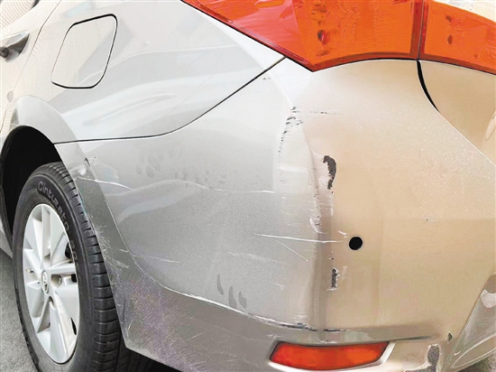 隨著江門汽車保有量的日漸增多，停車場(chǎng)所越來(lái)越擁擠，由此停車時(shí)被其他車輛剮蹭的情況可以說(shuō)是屢見不鮮。