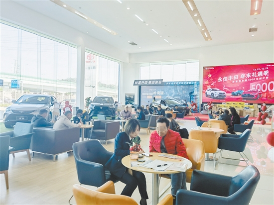 車商積極沖量吸引了許多消費者的目光。