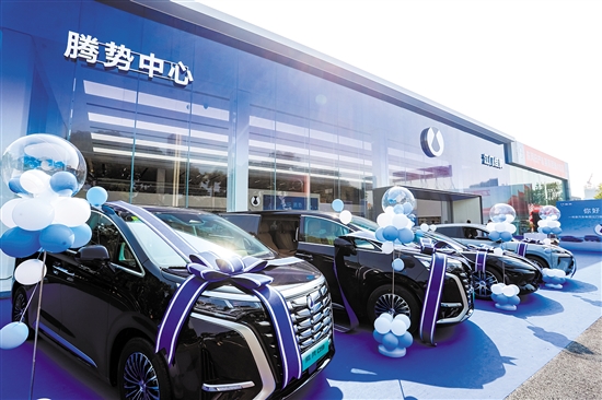 江門佳騰騰勢(shì)中心。